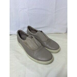 Ecco Soft Leather Slip On III Beige Slip On Comfort Sneaker Womens Sz 40 US 9
